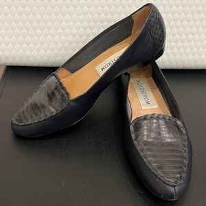 Nordstrom Women's Black Loafers - Size 6